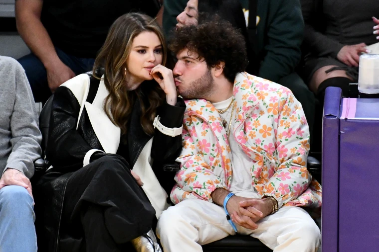 who is Selena Gomez's boyfriend